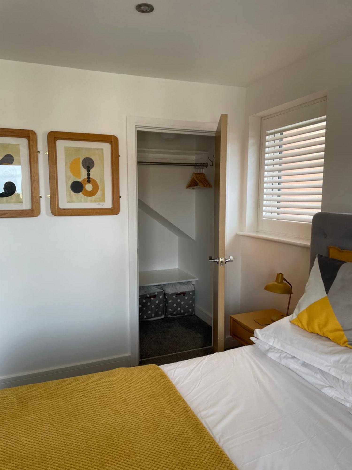 Retro Retreat, Sea View, Free Parking & Ev Plug-In Villa Whitby Dış mekan fotoğraf